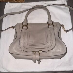 Elegant Gray Handbag